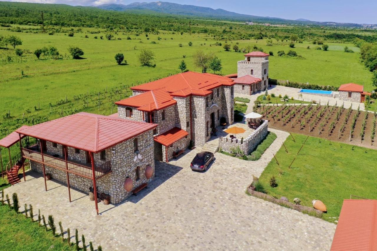 Chateau Tetri Bairagebi White Flags Kisiskhevi Exterior photo